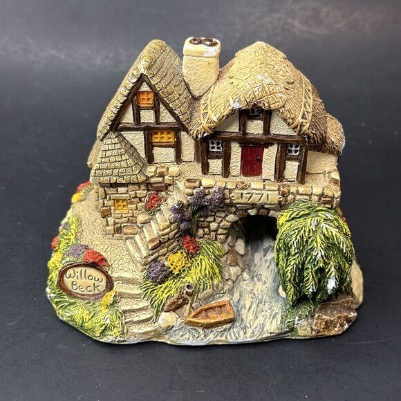 Memory Lane Cottages Peter Tomlins Willow Beck Figure #186 England 1996 VTG - Picture 1 of 13